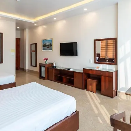 Aroma Cat Ba Sea View Hotel Chan Chau Exterior photo