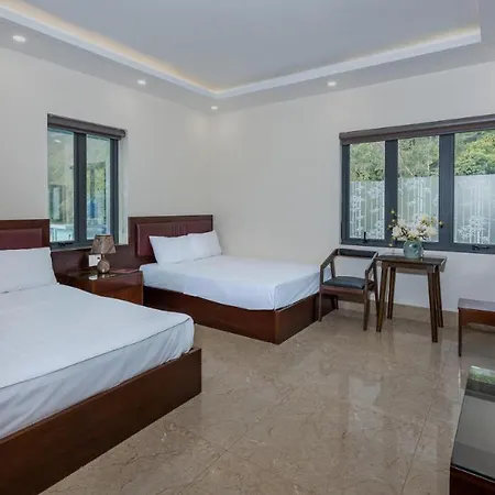 Aroma Cat Ba Sea View Hotel Chan Chau Exterior photo