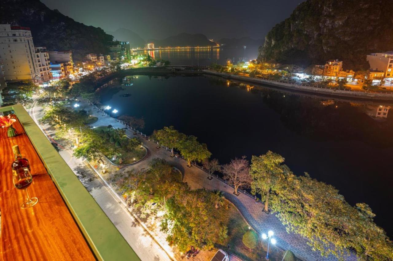 Khách sạn Aroma Cat Ba Sea View